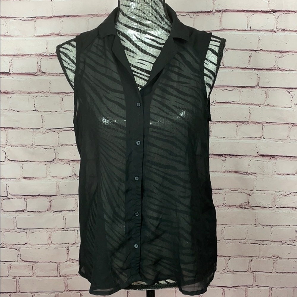 Forever 21 Sheer Top Size Medium